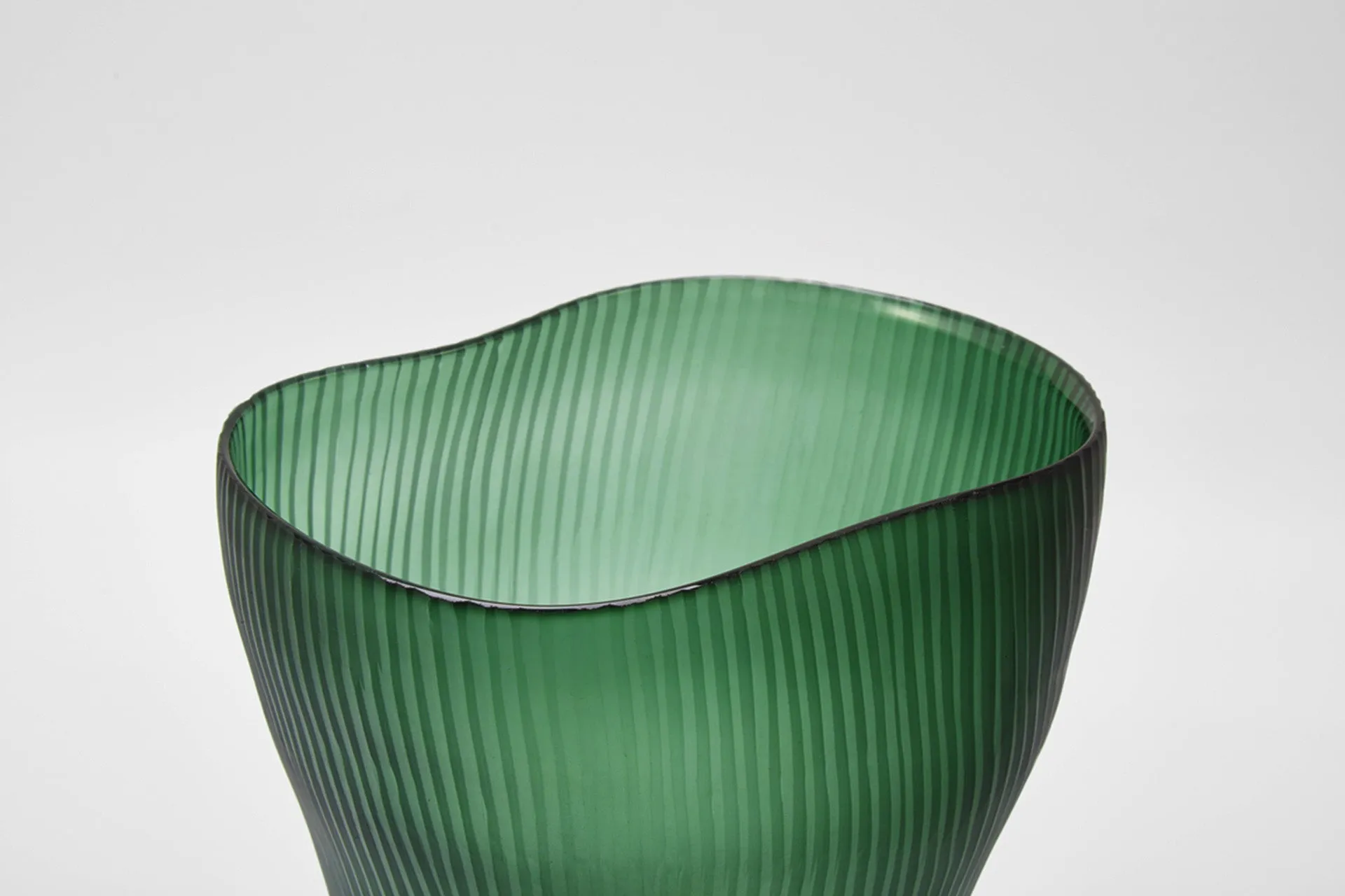 A The Foundry House Palma Vase Emerald