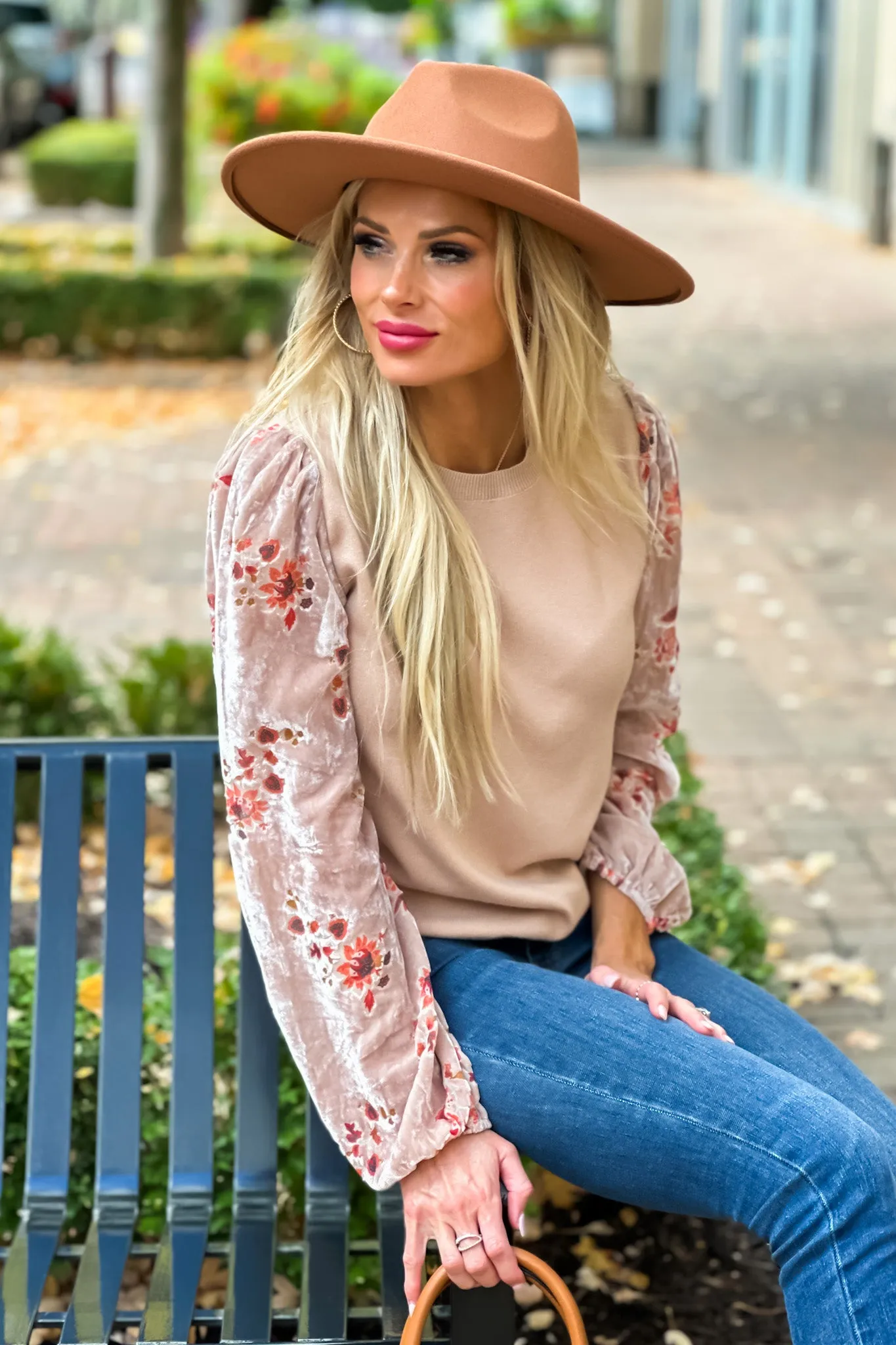 Adoring You Contrast Burnout Velvet Sleeve Sweater : Tan/Coral