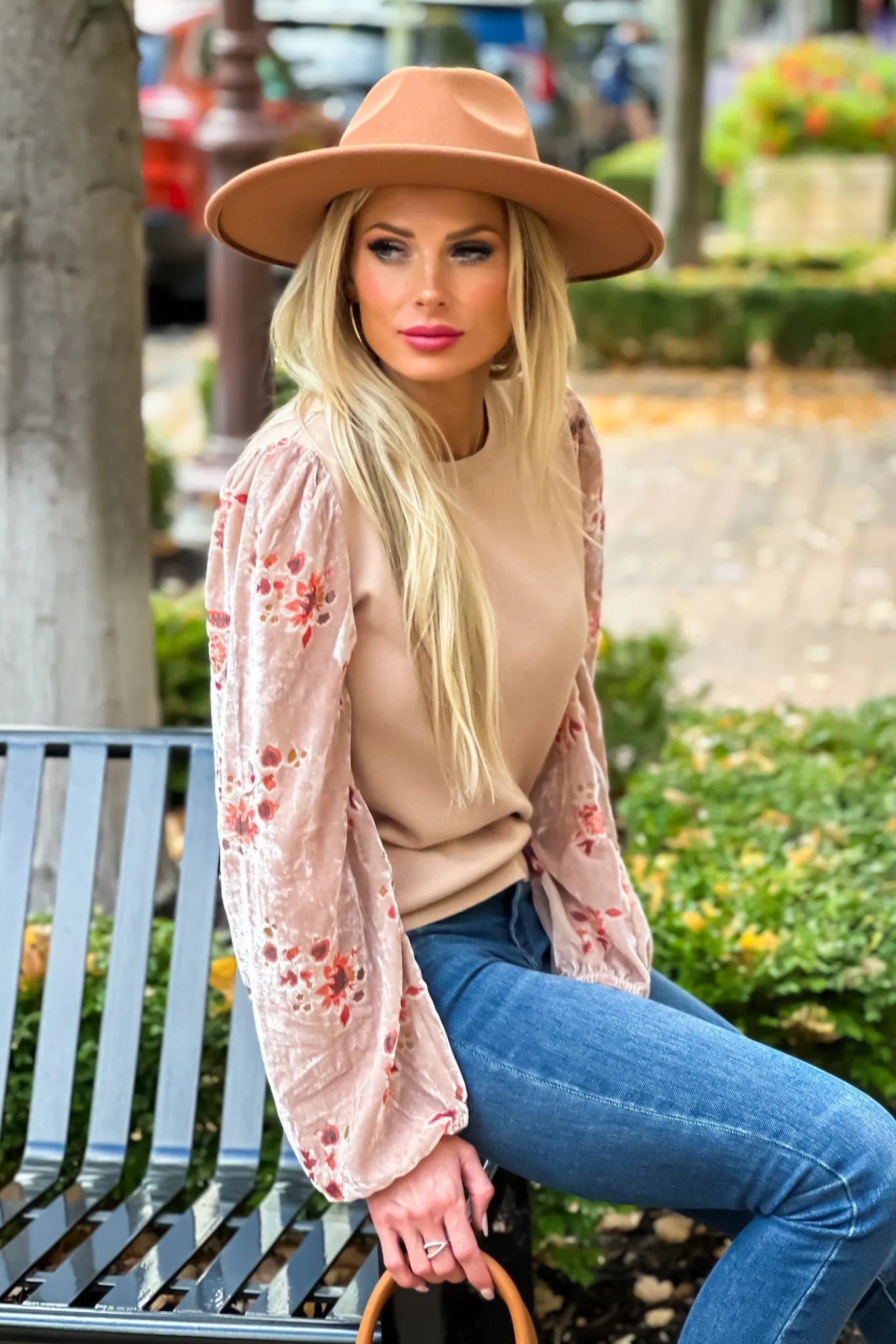 Adoring You Contrast Burnout Velvet Sleeve Sweater : Tan/Coral