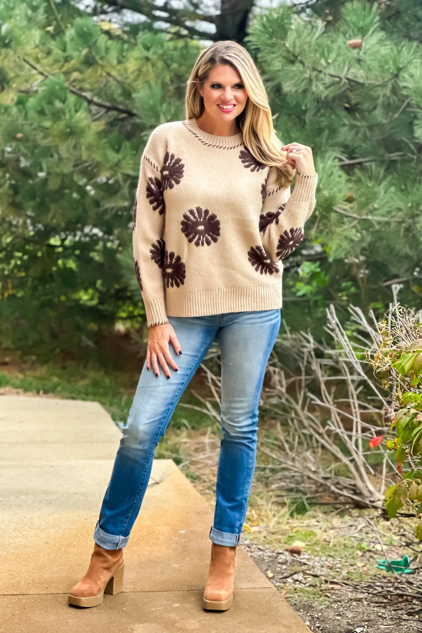 Daisy Love Textured Floral Knit Sweater : Tan/Brown