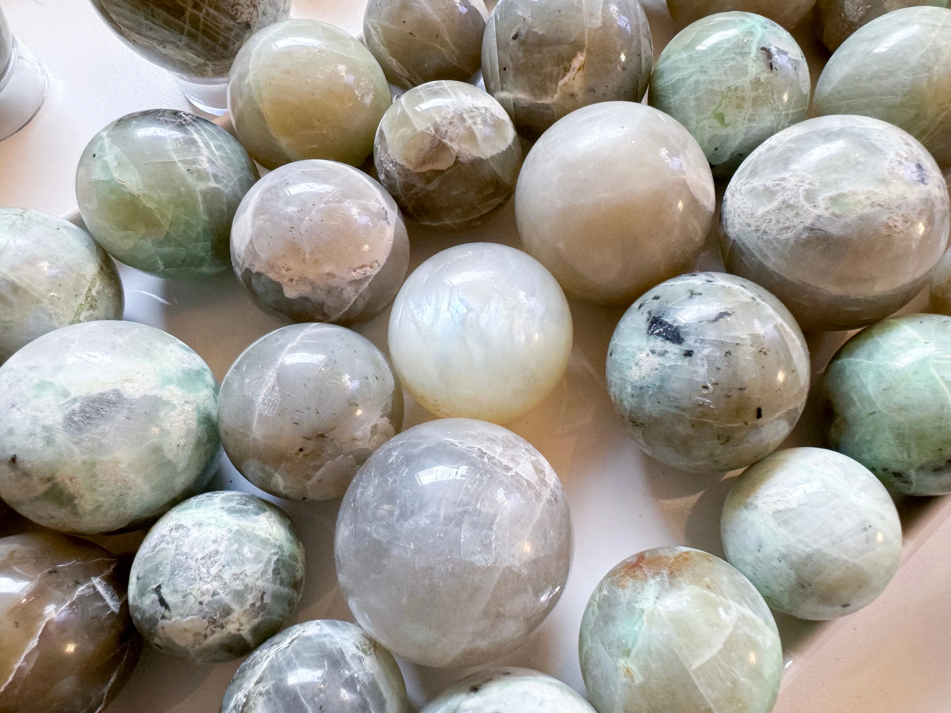 Garnierite Green Moonstone Sphere || Mini