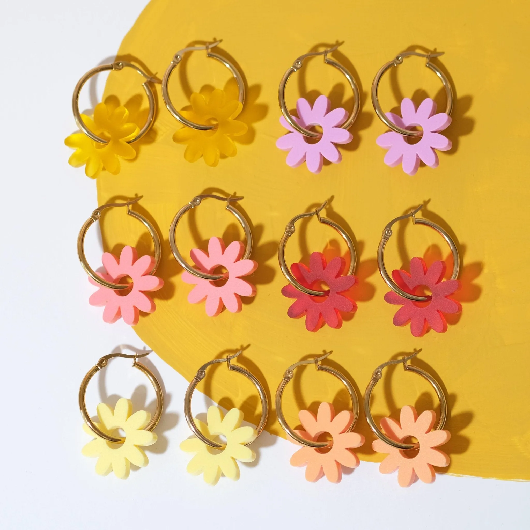 Marguerite Daisy Hoop Earrings in Candy Pink