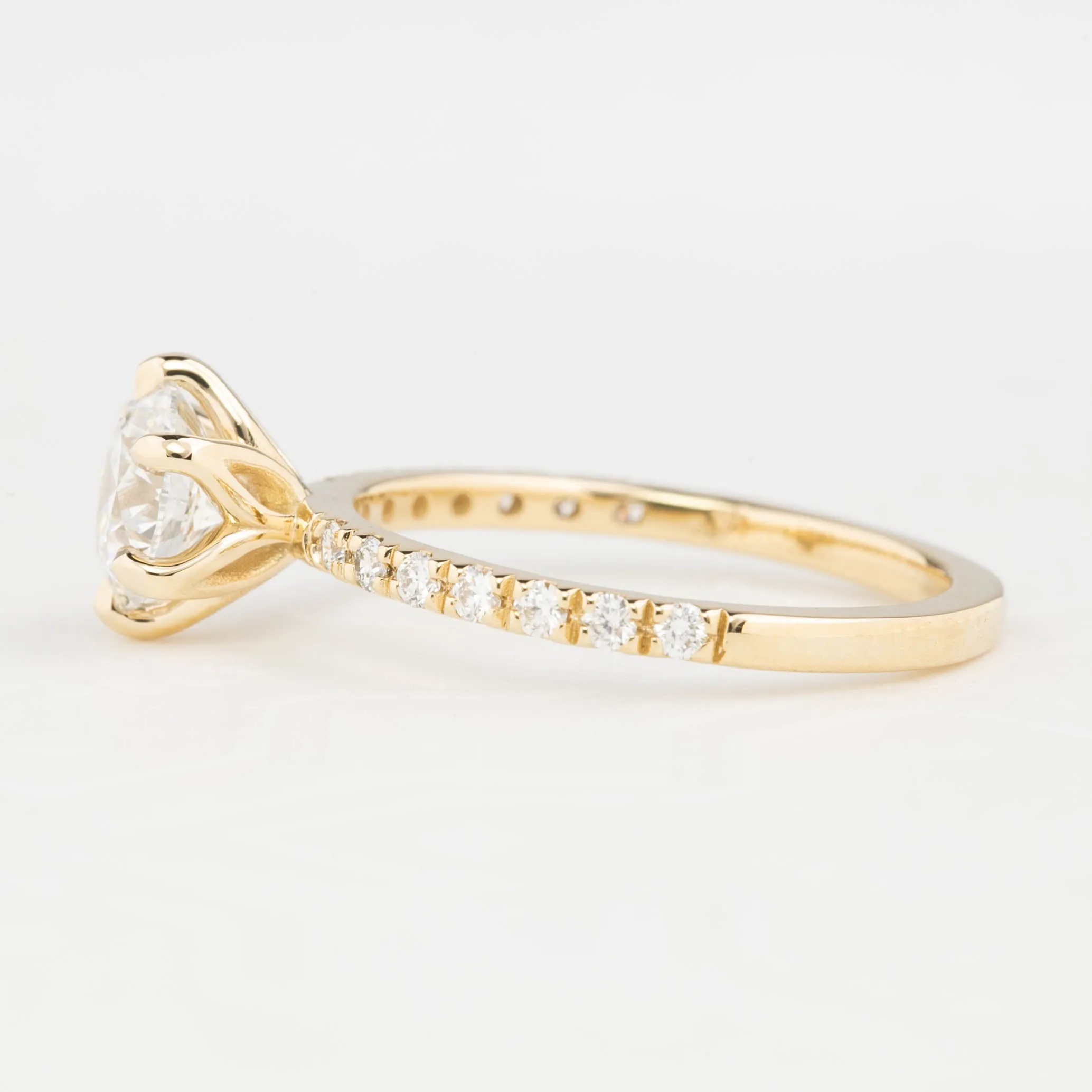 Maria Luxe Ring 1.3ct Round Lab Diamond, 14K Yellow Gold, IGI Certified (One Of A Kind)