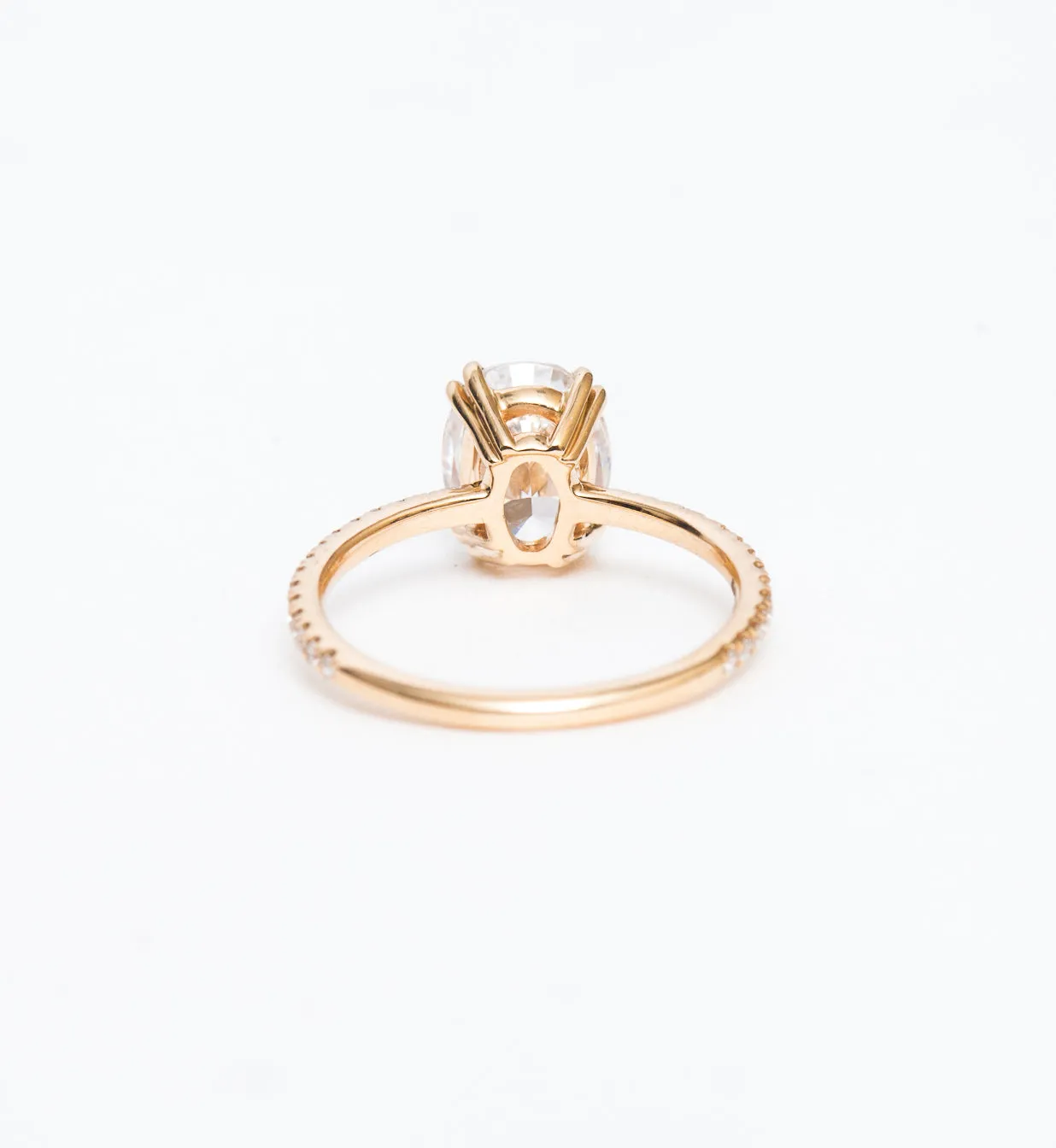 Oval Eleonore Delicate Pavé Ring