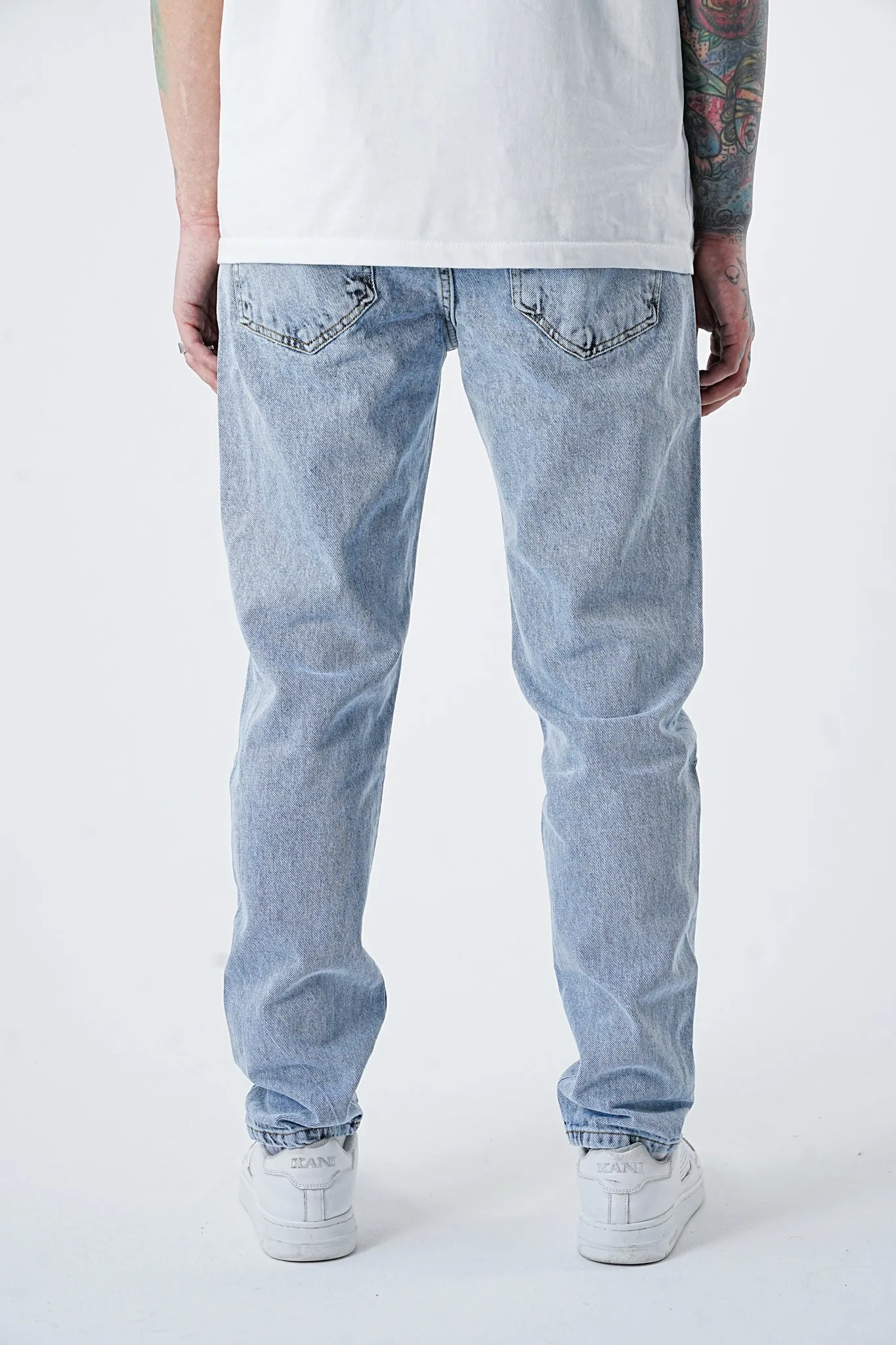 Premium Basic Light Vintage Essential Jeans