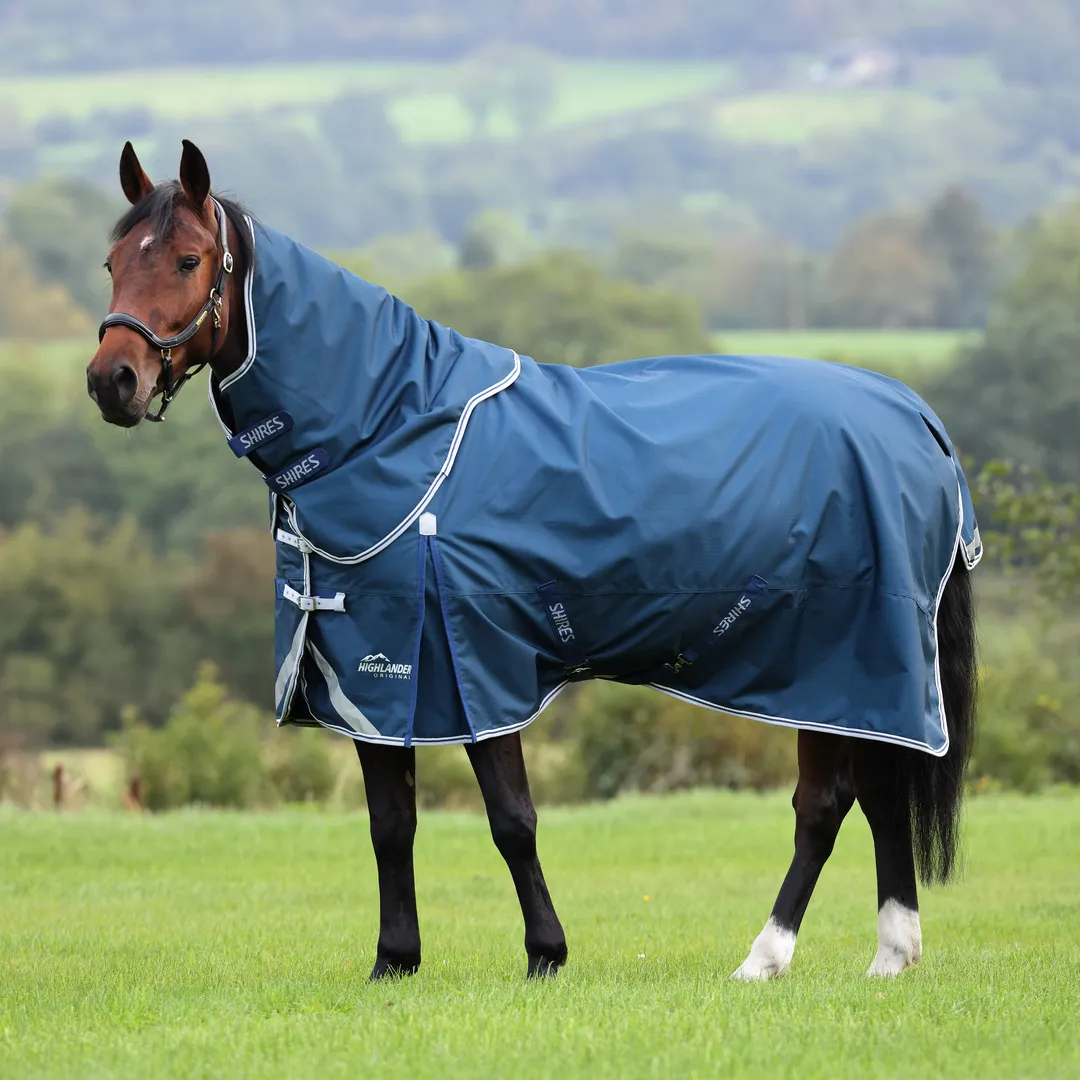 Shires Highlander Original 50g Turnout Rug & Neck