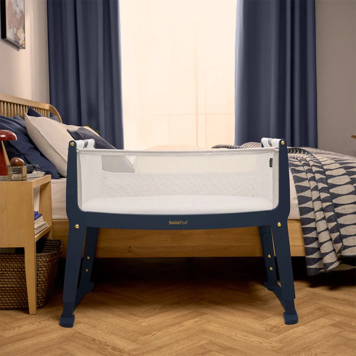 SnuzPod Studio Bedside Crib - Navy