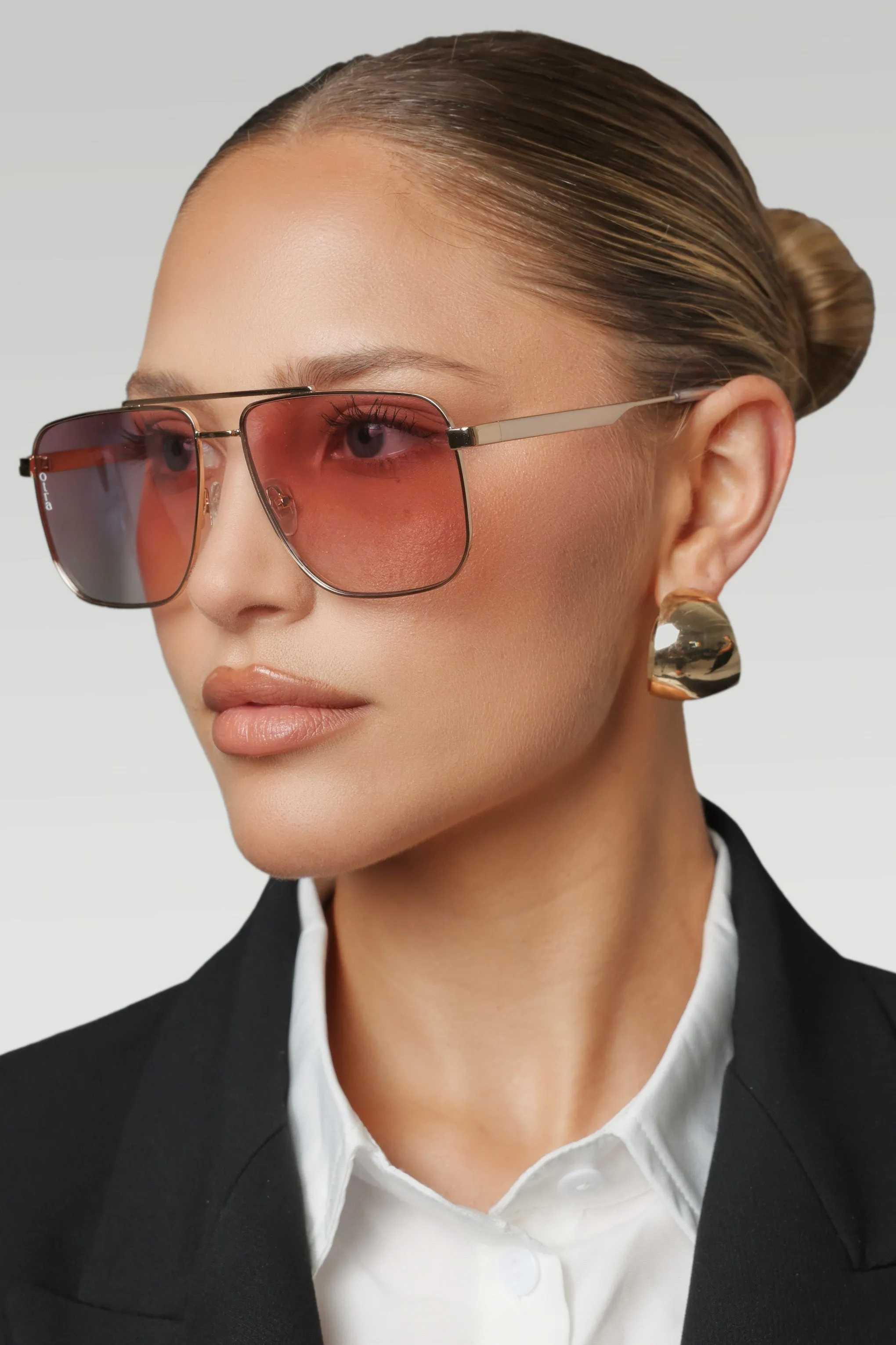 Sorrento | Otra Gold Oversized Pink Tinted Sunglasses