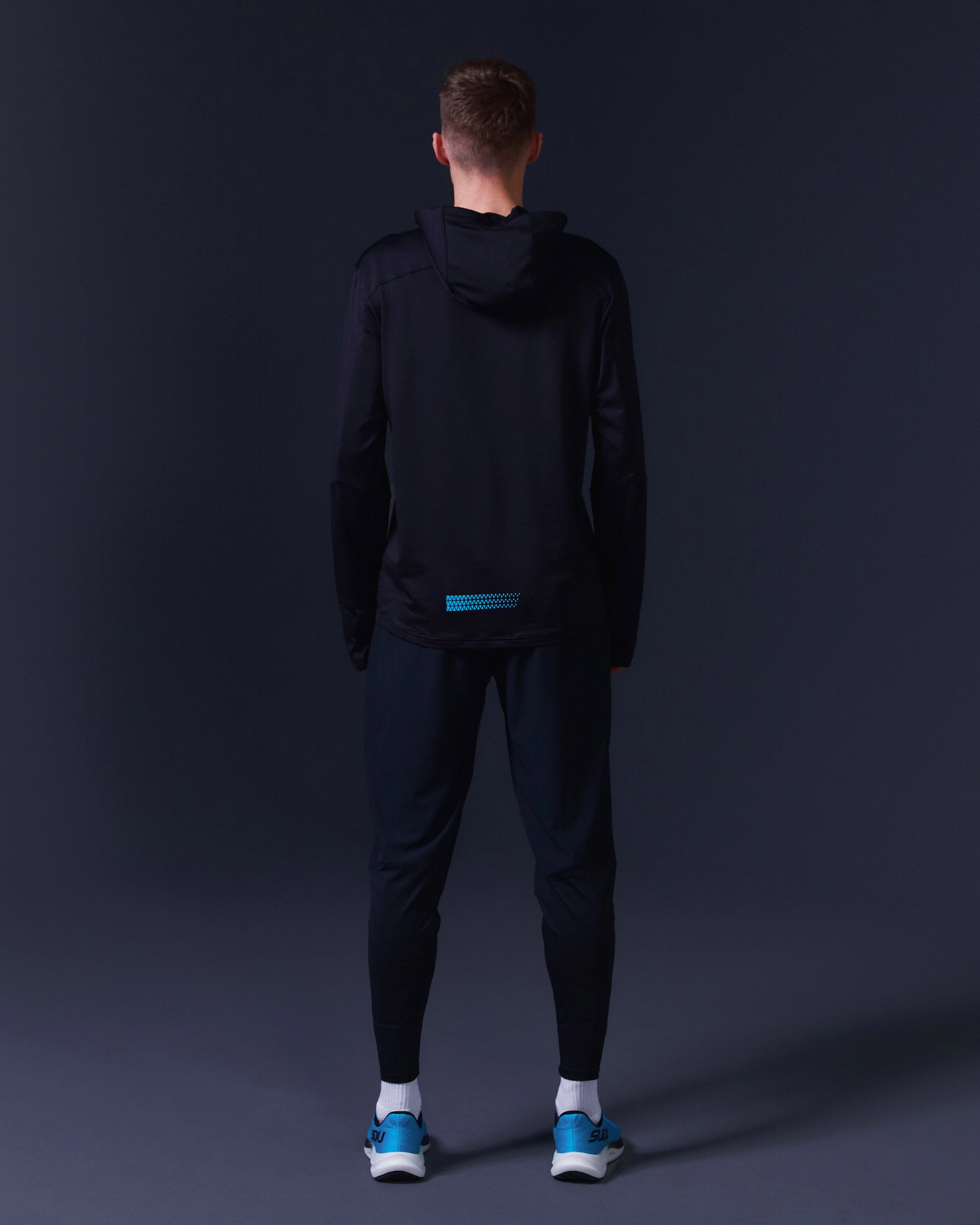 SRH 01 Run Hoodie - Black/Light Blue