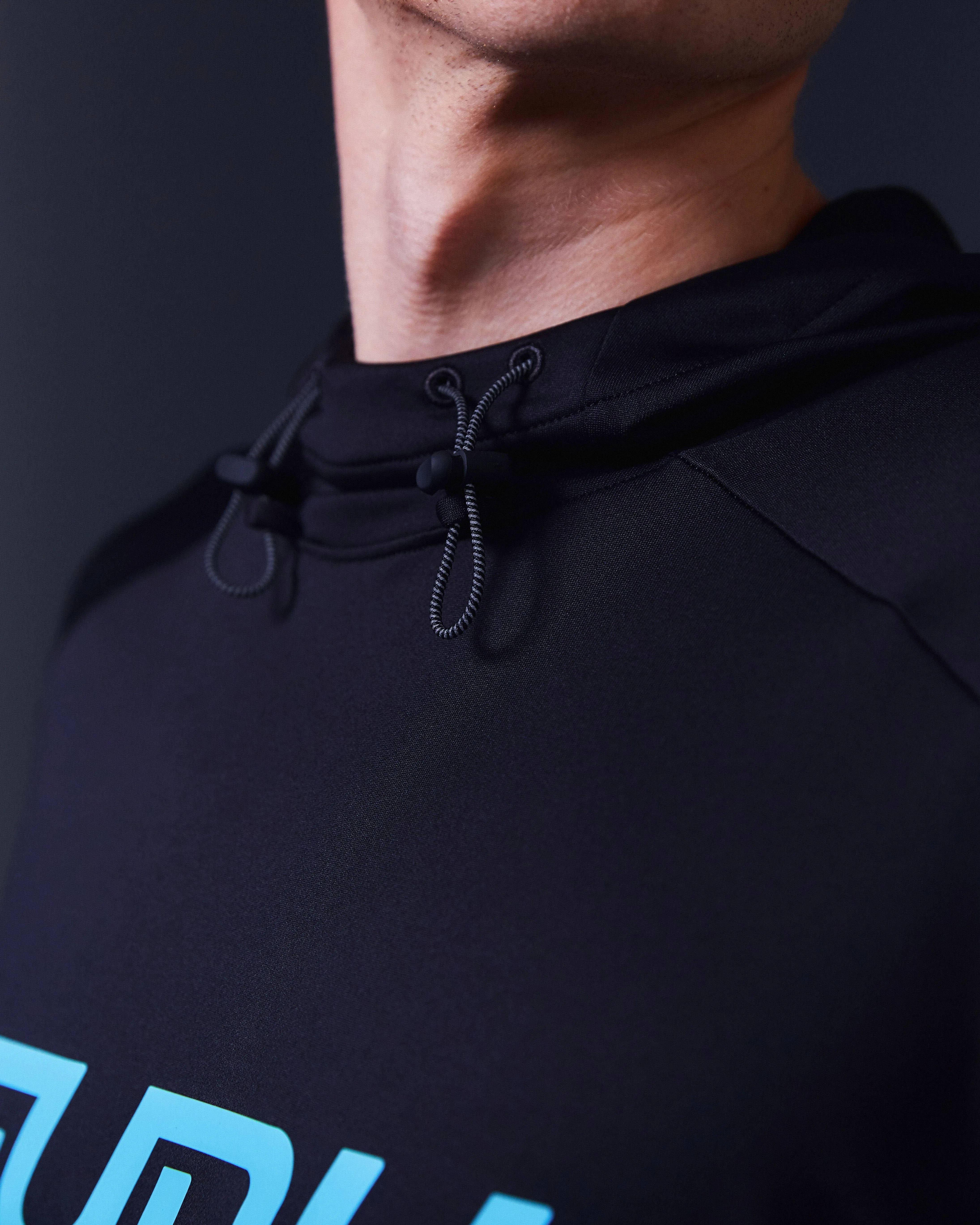 SRH 01 Run Hoodie - Black/Light Blue