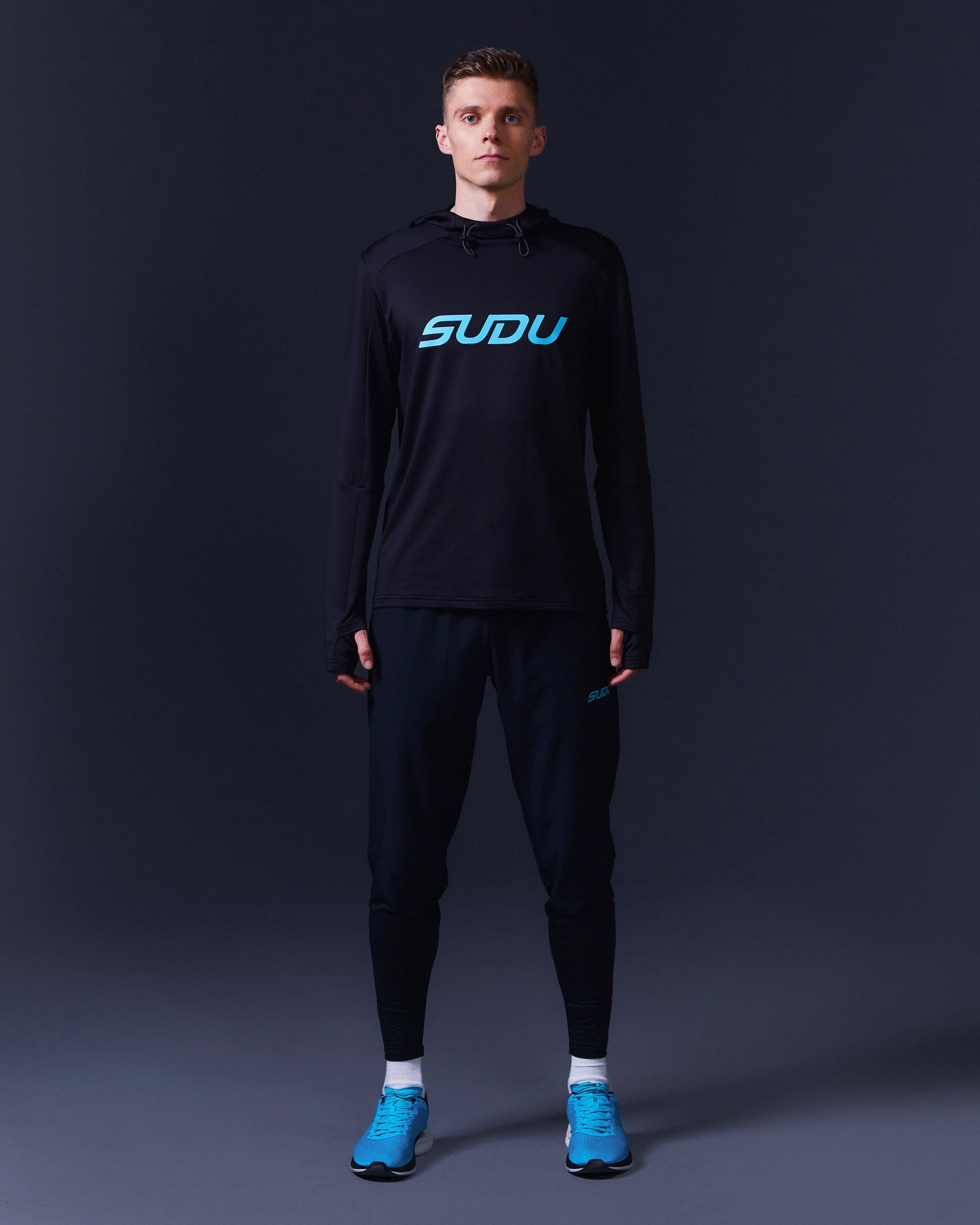 SRH 01 Run Hoodie - Black/Light Blue