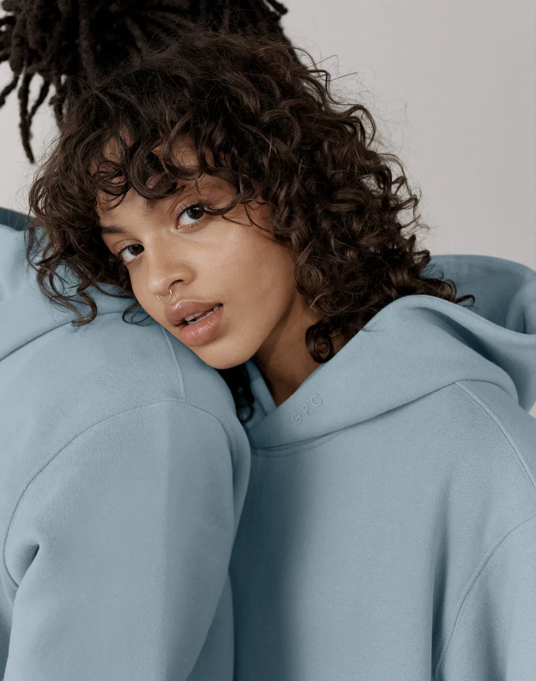 The Oversized Pullover Hoodie in Chalk Blue